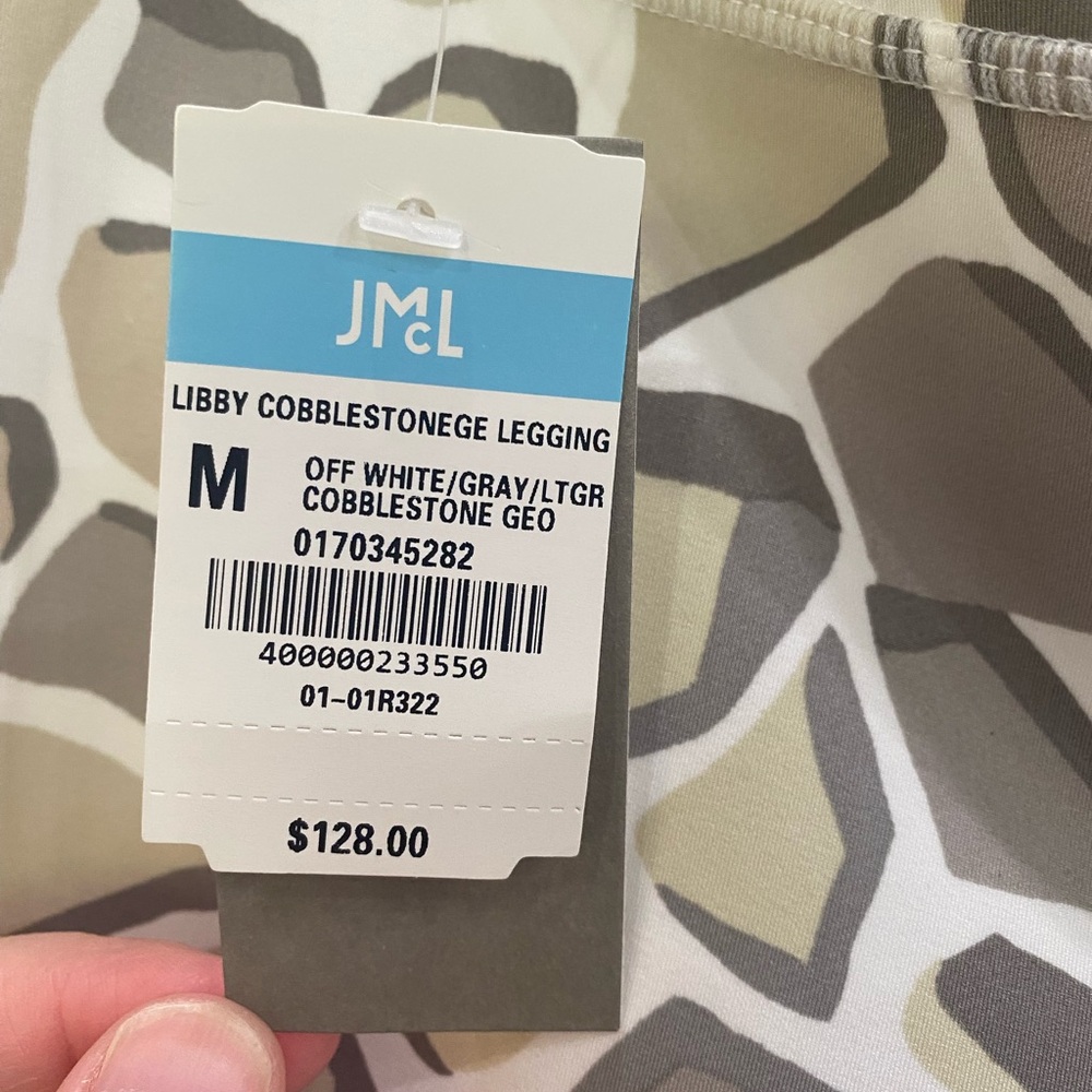 J. McLaughlin Cobblestone Geo Leggings in Off White and Gray - Picture 3 of 3